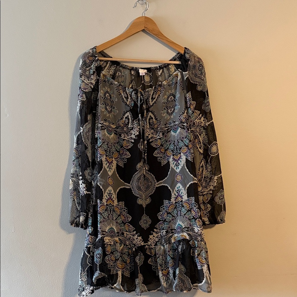 Women’s Floral Tunic - Picture 3 of 8